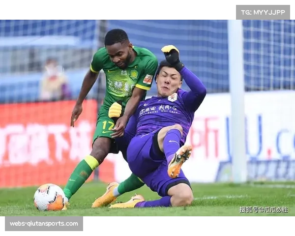 斯图加特纳尔泰头球被吹越位，VAR成比赛转折点